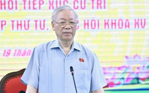 Tổng bí thư Nguyễn Phú Trọng phát biểu tại tiếp xúc cử tri, sáng 19/11.