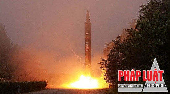 Một vụ phóng tên lửa đạn đạo của Triều Tiên. Ảnh: KCNA/Reuters