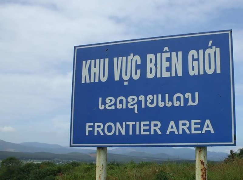 Người Việt Nam vào khu vực biên giới đất liền không mang theo CMND/CCCD/Hộ chiếu sẽ bị phạt cảnh cáo hoặc phạt tiền 300 - 500.000 đồng. Ảnh minh họa.